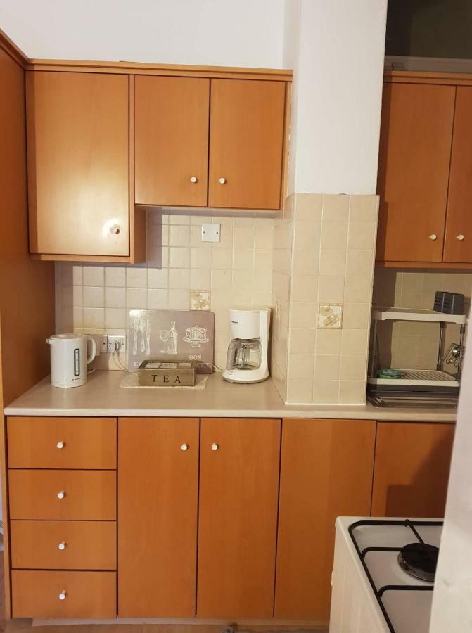 Cozy Holiday Apartment In Larnaca Near Foinikoudes Esterno foto