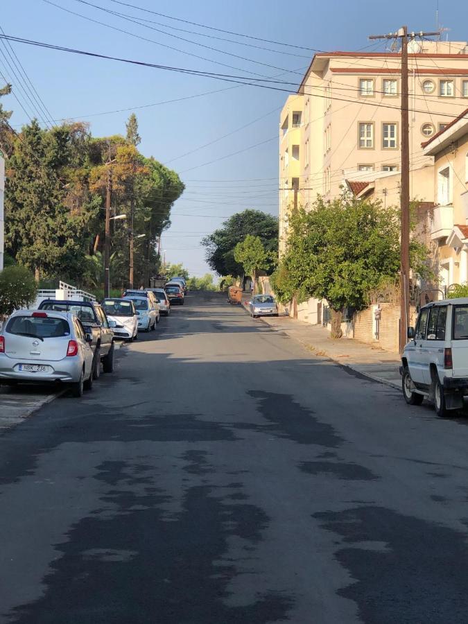 Cozy Holiday Apartment In Larnaca Near Foinikoudes Esterno foto